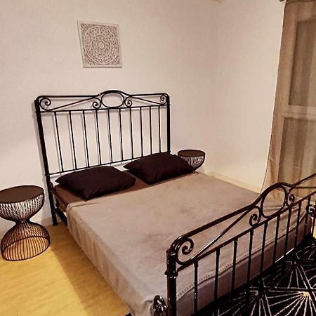 Joli Appartement Avignon Eksteriør bilde
